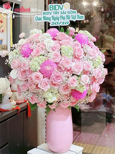 Bình hoa chúc mừng - Tinh hà ngọt ngào