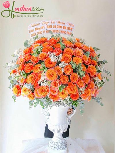 Bình hoa chúc mừng - Vinh quang rực sáng