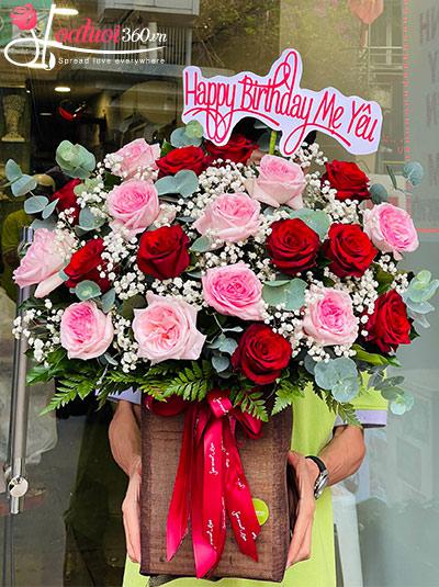 Bình hoa hồng Ecuador - Yêu thương vẹn toàn