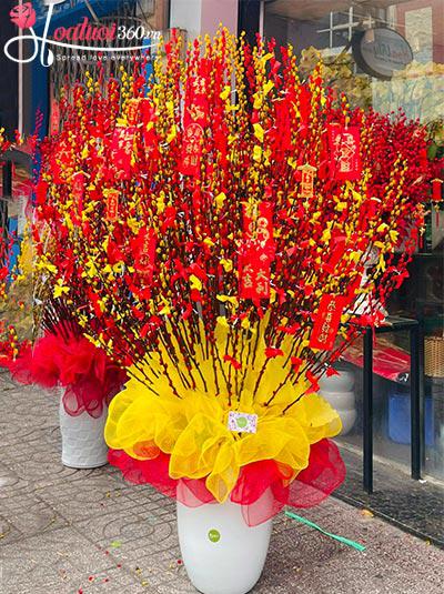 Bình hoa nụ tầm xuân - Vạn sự phát tài