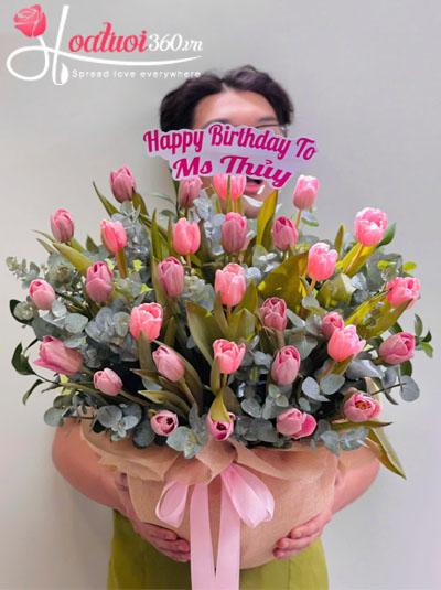 Bình hoa tulip hồng - Hạnh phúc ngọt ngào