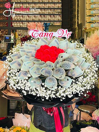 Bó hoa bằng tiền - Chính là yêu em