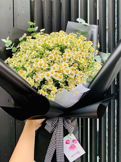 Bó hoa cúc tana - With love