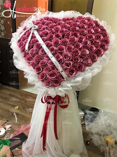 Bó hoa hồng sáp - Chạy về phía em