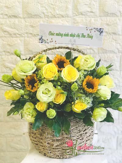 Giỏ hoa chúc mừng