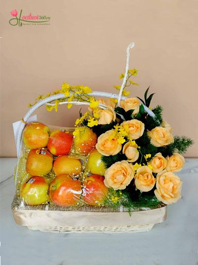 Giỏ trái cây táo vàng - Lời yêu thương