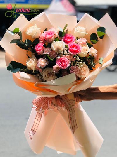 Hoa bó đẹp- Nụ cười thơ ngây