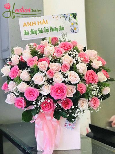 Hoa hồng hộp kết hợp - Rực rỡ tuổi thanh xuân