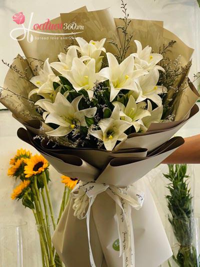 Hoa loa kèn trắng - Sự tinh khiết