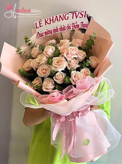 Hoa sinh nhật - Chân ái