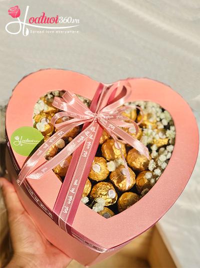 Hộp hoa Socola - Love me love me