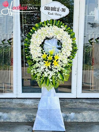 Kệ hoa chia buồn - Khóa ly biệt