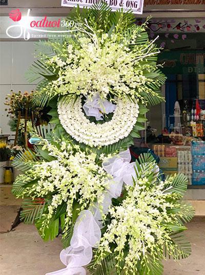 Kệ hoa chia buồn - Lệ trong tim