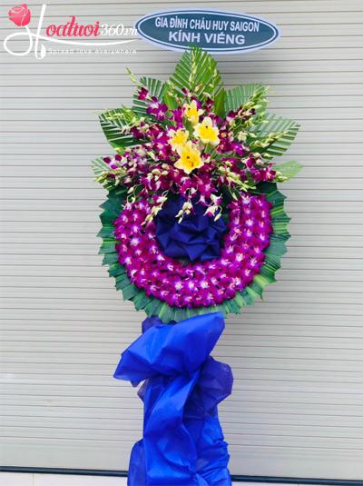 Kệ hoa chia buồn - Một vùng nỗi nhớ