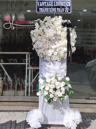 Kệ hoa chia buồn - Nguyện cầu