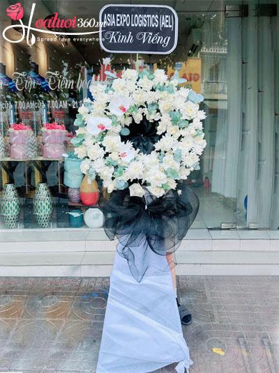 Kệ hoa chia buồn - Nhớ về người