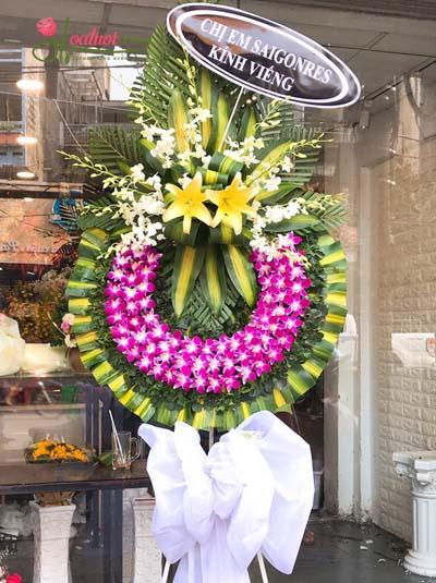 Kệ hoa chia buồn- Về nơi xa