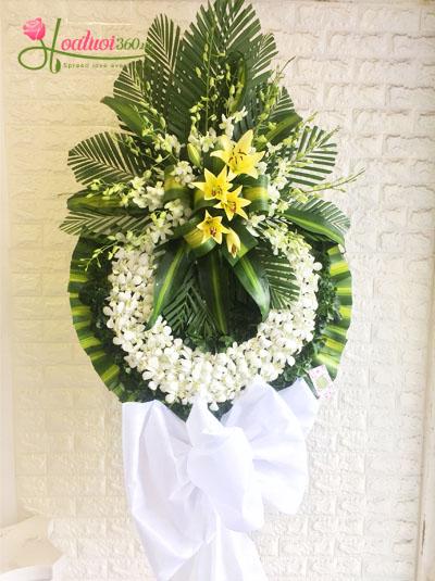 Kệ hoa chia buồn- Vòng hoa lan trắng