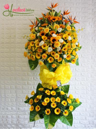 Kệ hoa khai trương - Khúc ca khải hoàn