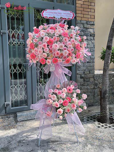 Kệ hoa khai trương - Mong cầu thuận lợi