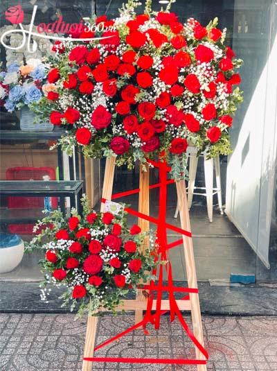 Kệ hoa khai trương - Trăm sự phát tài