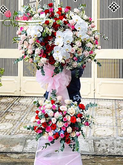 Kệ hoa khai trương - Vững bước thành công