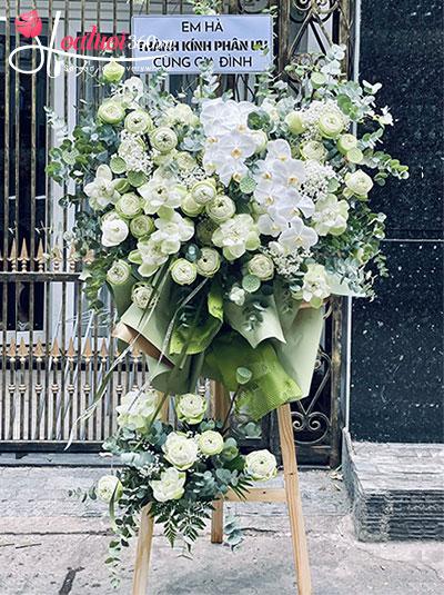 Kệ hoa sen trắng - Bình yên chốn ấy