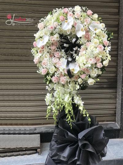 Vòng hoa chia buồn - Phút an nghỉ