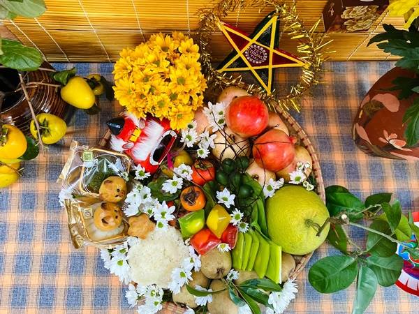 Cách trang trí và bày biện mâm cỗ trông ngày Rằm Trung thu