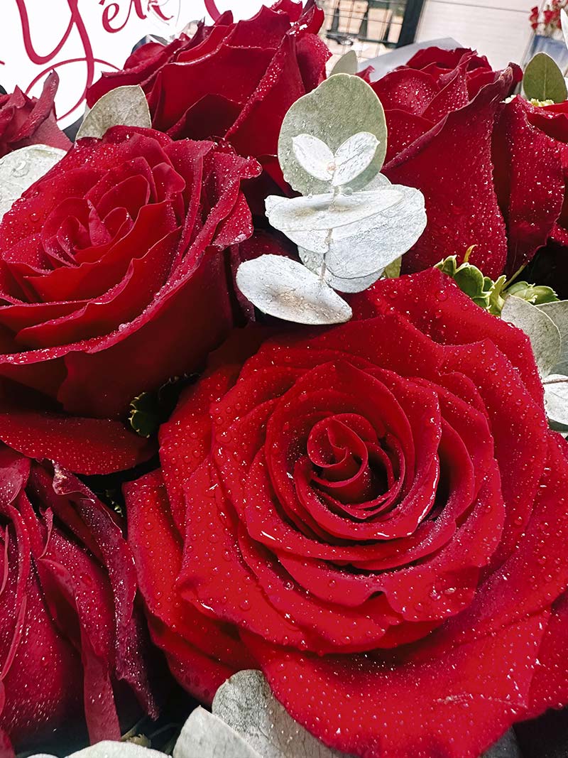 Hoa tặng mẹ sinh nhật tươi và chất lượng