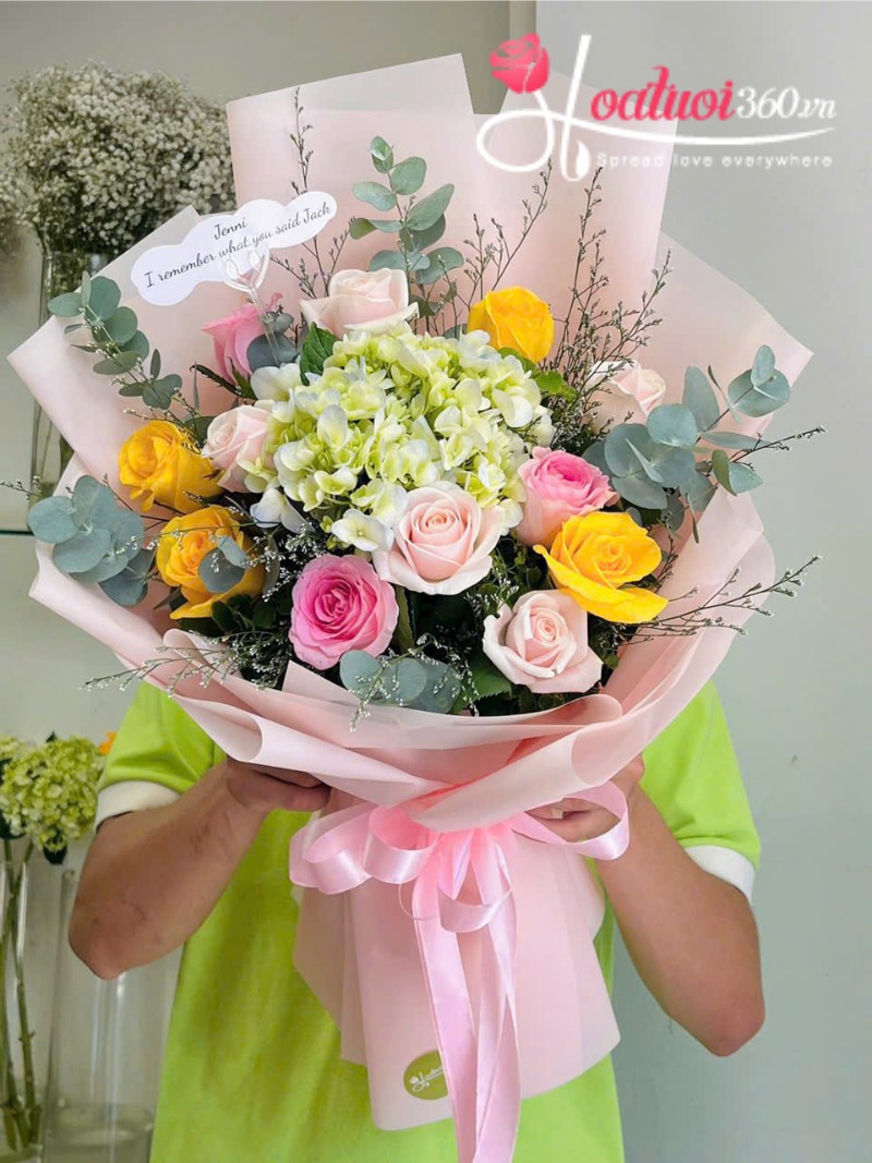 Bó hoa chúc mừng thành công theo tính cách