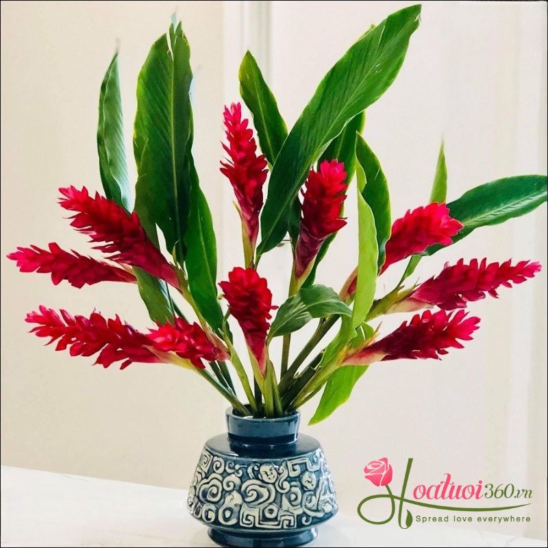 Bình hoa hạnh phúc cắm kiểu đơn giản