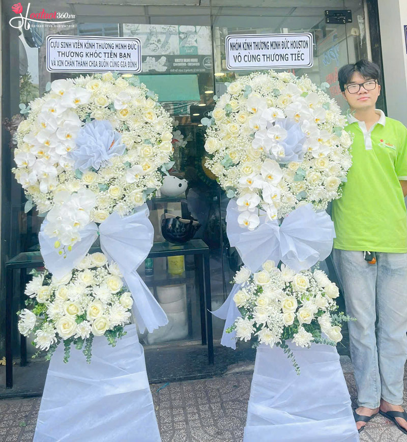 Kệ hoa chia buồn giá rẻ