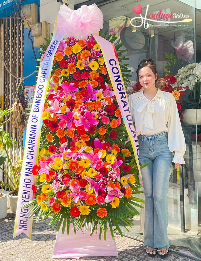 Lẵng hoa chúc mừng công ty khai trương hồng phát tại phường Bảy Hiền 