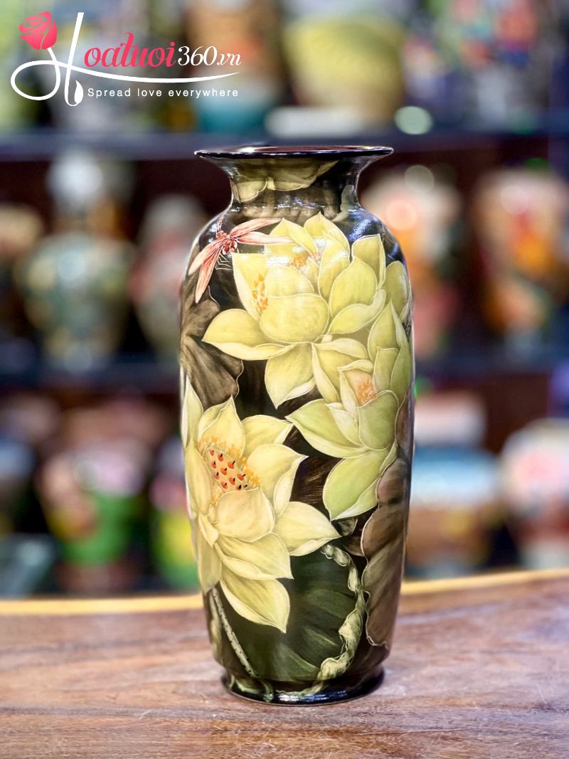 Chọn kiểu dáng bình cắm loa kèn phù hợp