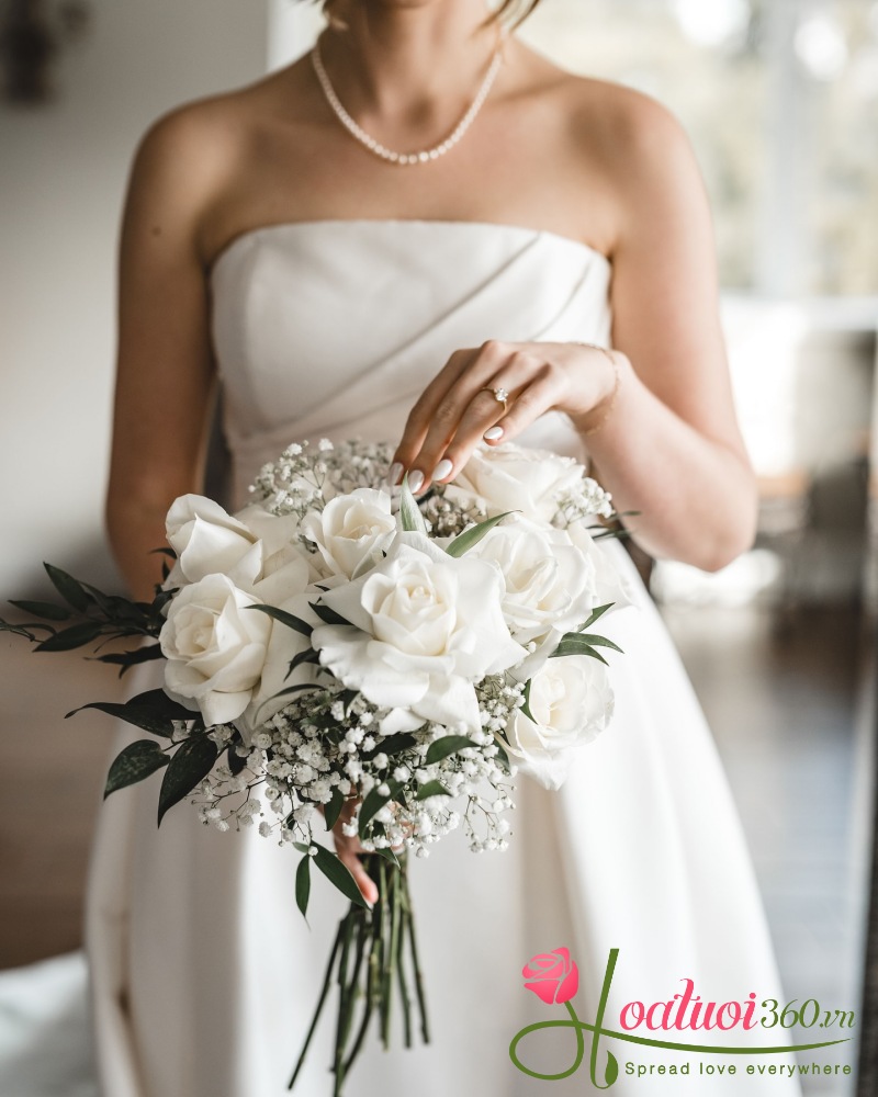 ý nghĩa hoa hồng trắng ở phương Tây