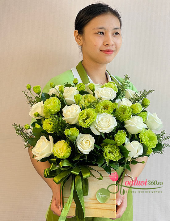 Hoa cắm hộp gỗ - Gió hạ trong lành