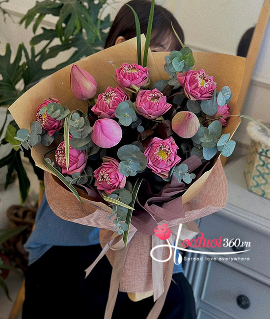 Bó hoa sen hồng - Hương thơm ngọt ngào