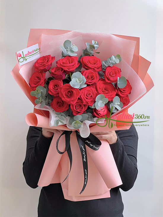 Bó hoa hồng đỏ - Muốn thấy em cười