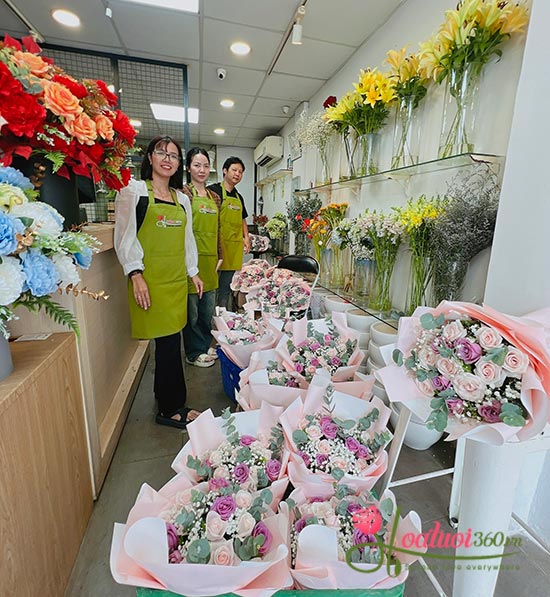 Hoa bó sự kiện - Thuận lợi tiến bước