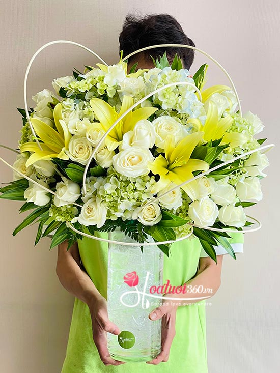 Bình hoa chia buồn - Phương trời xa