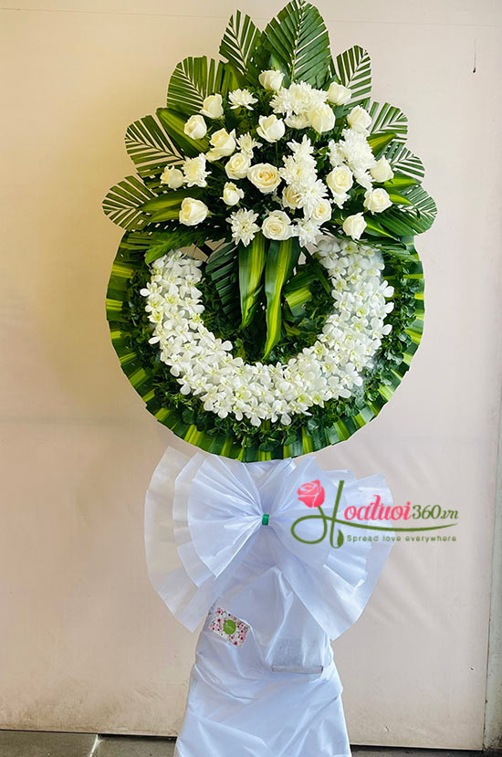 Kệ hoa chia buồn - Nỗi đau khôn nguôi