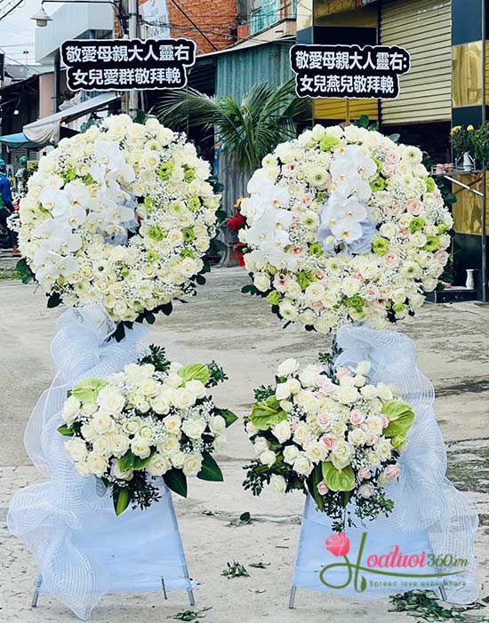 Kệ hoa chia buồn - Yêu thương gác lại