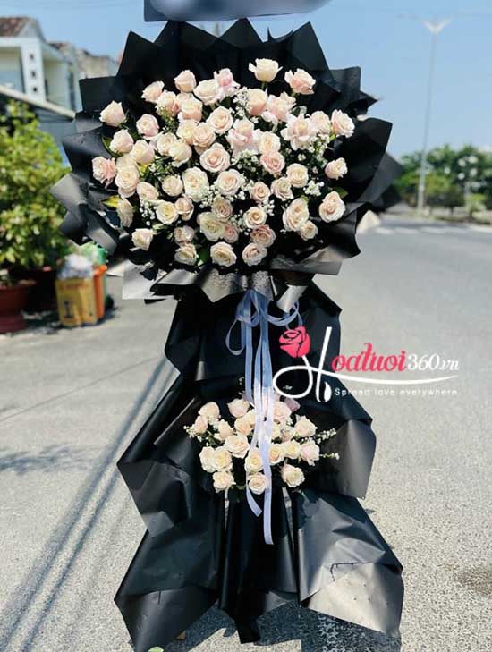 Kệ hoa chia buồn - Lời biệt ly