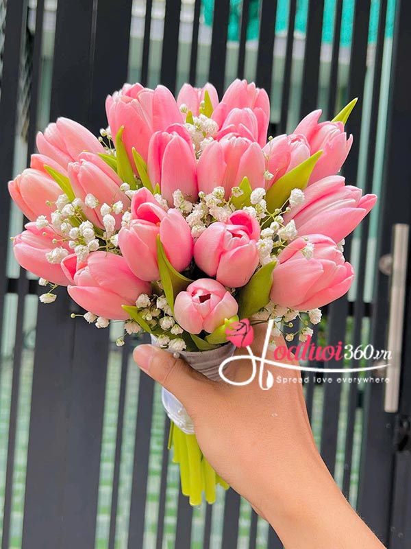 Bó hoa cưới Tulip - Cưới nhau ngay