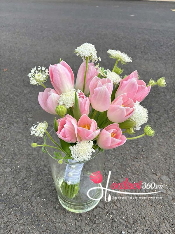 Bó hoa cưới Tulip - Trọn đời bên nhau