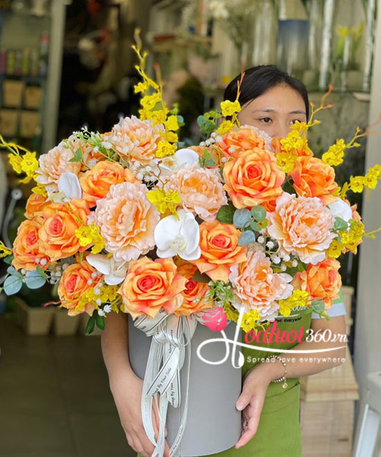 Hoa lụa cao cấp - Sắc màu hoàng gia