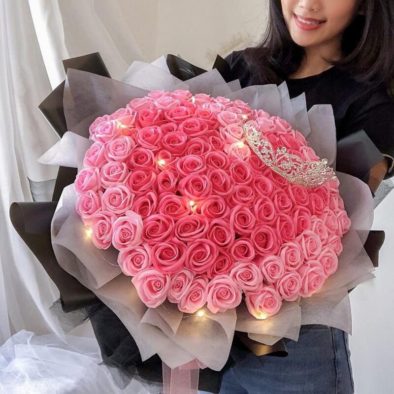 Bó hoa hồng sáp thơm tặng người thương