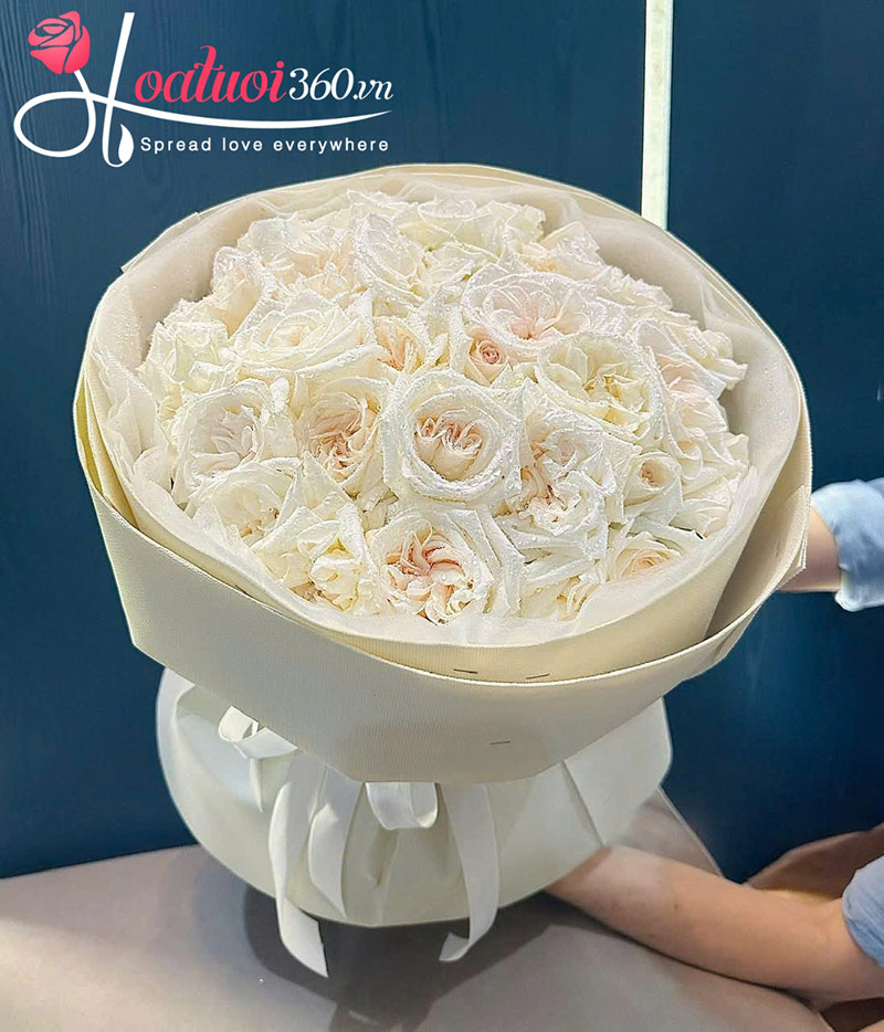 Bó hoa tone trắng chúc mừng thành công ý nghĩa