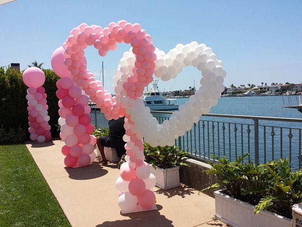 tự làm cổng hoa cưới bằng bóng bay